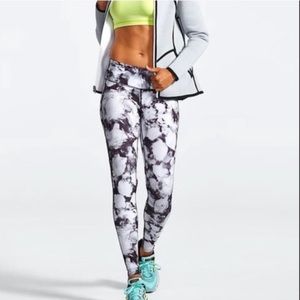 Athleta Floral Crush Chaturanga Legging